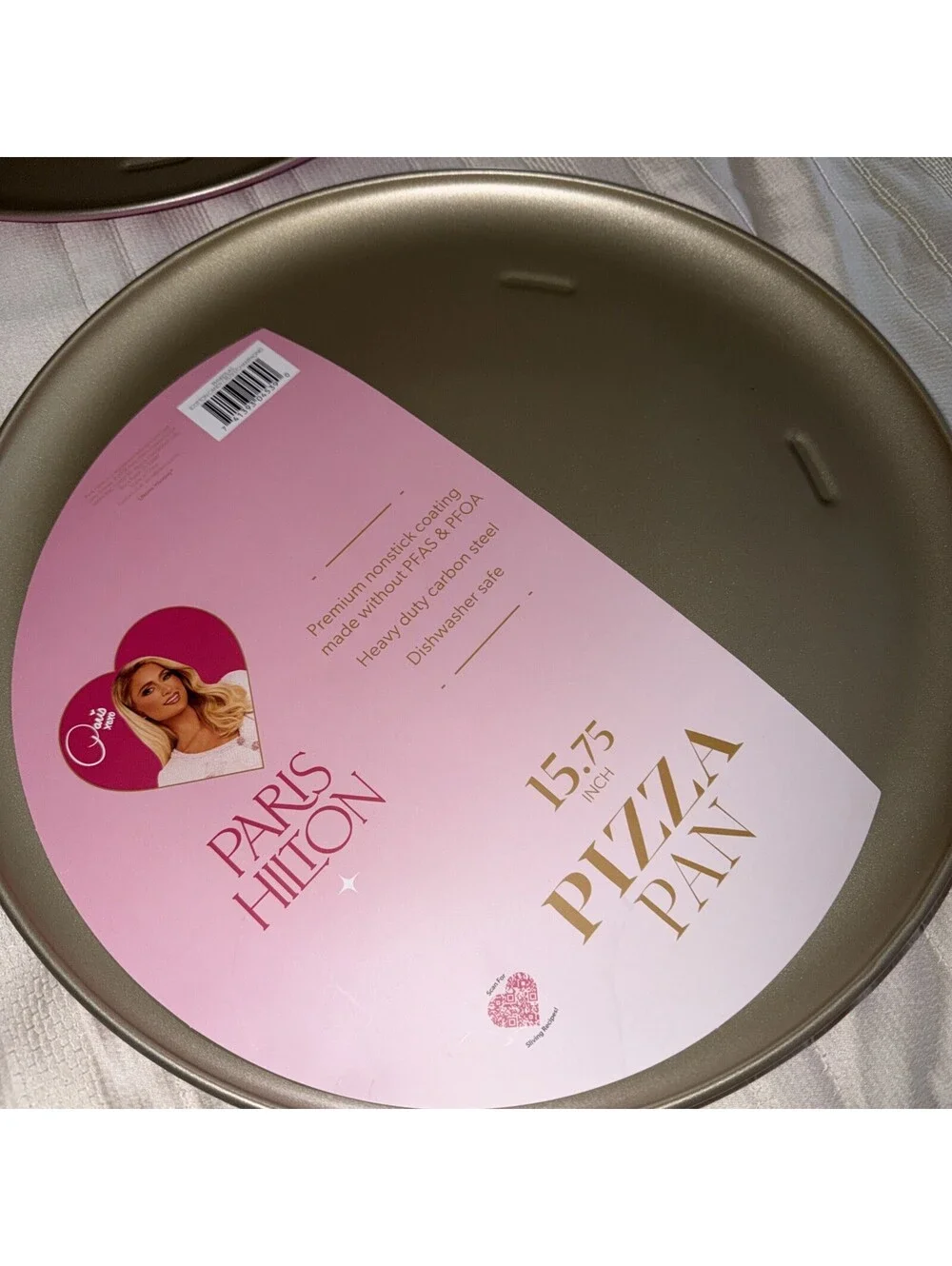 PARIS HILTON PIZZA PAN HEAVY DUTY PARIS HILTON PIZZA PAN baby PINK CHAMPAGNE